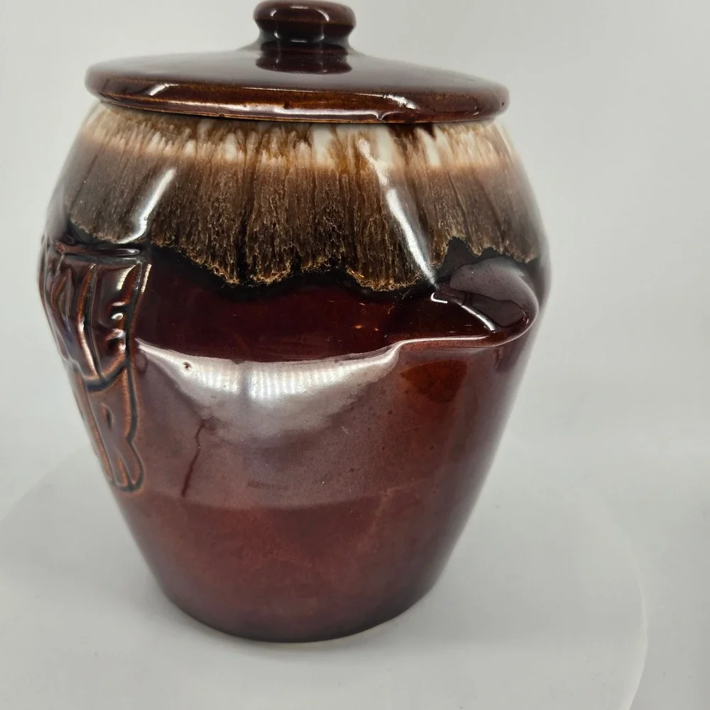 Vintage‎ McCoy USA Pottery Brown Drip Glaze Cookie Jar Lidded Bean Pot - Chipped